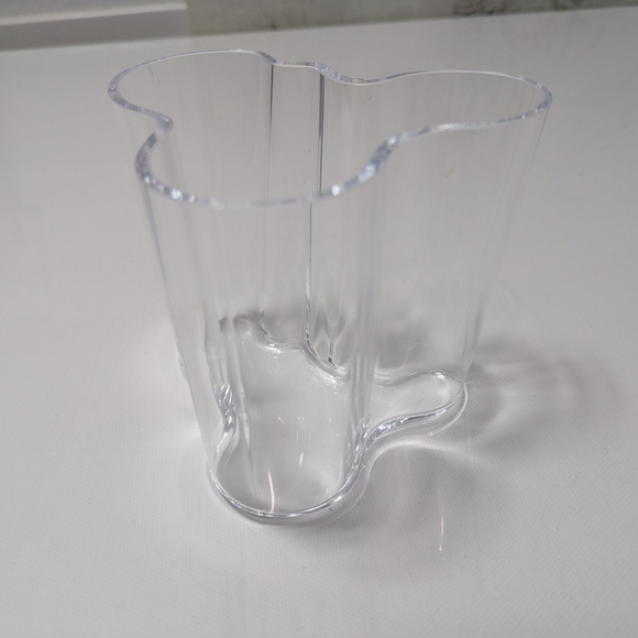 Iittala Alvar Aalto Glass Vase Color Clear 4.5 x 3.5 x 4, Great Condition - Picture 6 of 10